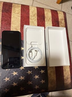 Predám Apple iPhone SE 2020 64GB - 4