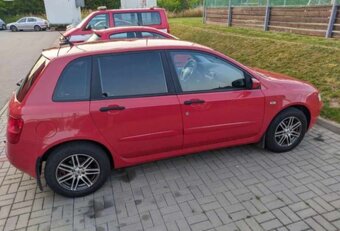 Fiat Stilo 1.4 70 kW spoľahlivý benzínový motor - 4