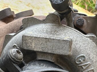 Turbo 1.9TDi 85KW AUY - 4