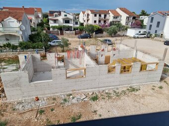 CHORVÁTSKO - Apartmány 40 m od mora vo výstavbe - SRIMA, VOD - 4