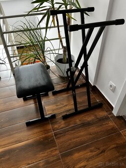 Predám stojan a stoličku na klávesy - 4