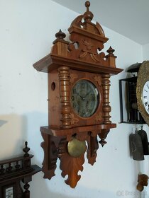 Predám funkčné starožitné mlynárské hodiny Schenkler & Kienz - 4