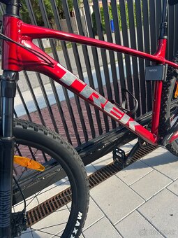 Trek Marlin 8 Crimson 29” XL - 4