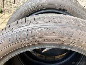 Letne pneumatiky Good Year 245/45R19 - 4