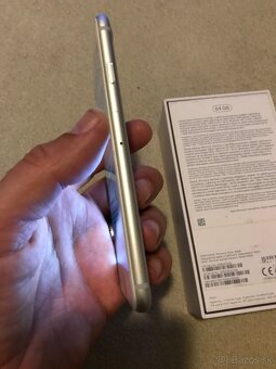 Predám iPhone 8 64gb. - 4