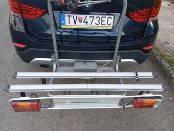 Nosič bicyklov na ťažné zariadenie - 4