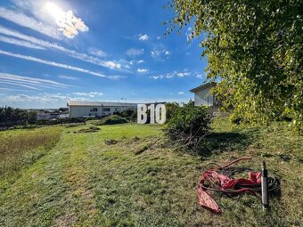 Stavebný pozemok so stavebným povolením - Janíkovce - 729 m2 - 4