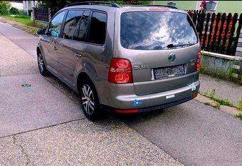 VW TOURAN 2.0TDI - PREDAJ AJ NA SPLÁTKY - 4