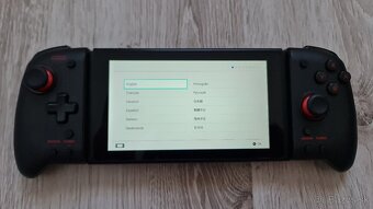 Nintendo Switch + Hori Pad Split PRO ovládač - 4