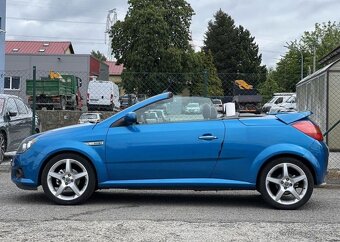 Opel Tigra 1.8i 16v ROADSTER CABRIO benzín manuál 92 kw - 4