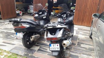 Suzuki burgman 400 , Honda silver wing 600 - 4
