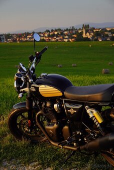Royal Enfield Interceptor 650 - 4