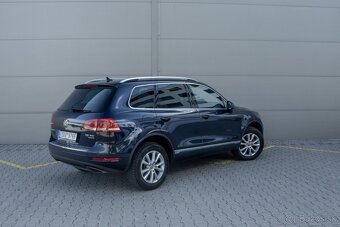 Volkswagen Touareg - 4