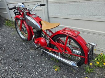 Jawa 250 Special - 4