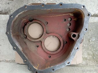 Obal redukčnej skrine Praga S5T - 4