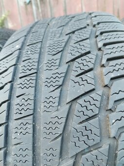 Predám 225/55 r16 - 4