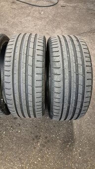 Nokian 225/40R18 - 4