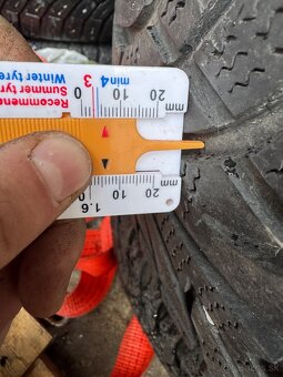 Salun 225/65 R17 - 4