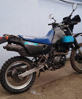 Suzuki Dr 650 a - 4