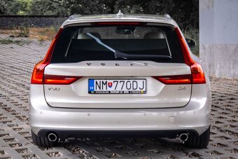 Volvo V90 D4 Inscription D4 - TOP výbava - 4