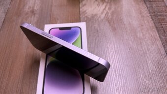 Vymenim predam iPhone 14 Purple 128gb - fialovej farby - 4