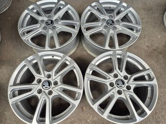 5x112 r17 ET38 x 7,5J elektróny ŠKODA,VW,SEAT,AUDI - 4