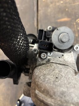 1,6 hdi egr ventil - 4