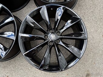ORIGINAL TESLA MODEL S DISKY R21 dvojrozmer TOP - 4