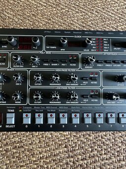 Sequential Prophet 6 Desktop - 4