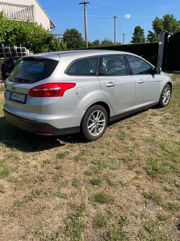 Predám Ford fokus kombi 1.6 D rv.2014 - 4