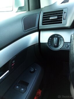 Predám Audi A4 b7 1.9TDI 85Kw - 4