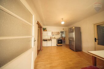 Rodinný dom s pozemkom 3 568 m² - 4