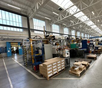 Na prenájom 5000 m2 hala Lužianky - 4