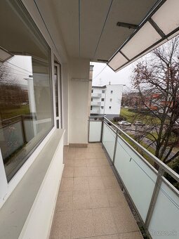 1.izbovy byt v Trenčíne na prenajom - 4