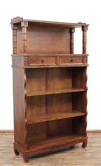 Knižnica so šuflíkmi - 4