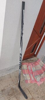 Hokejová výstroj - 4