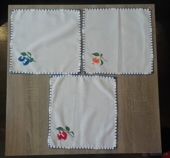 Vyšívané dečky - ručná práca. - 4