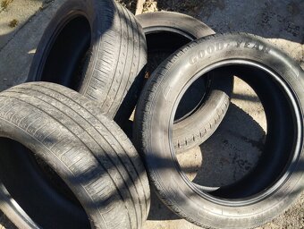 225/55 R19 - 4