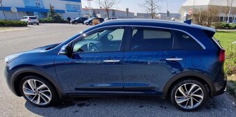 KIA NIRO - PLATINUM - 4