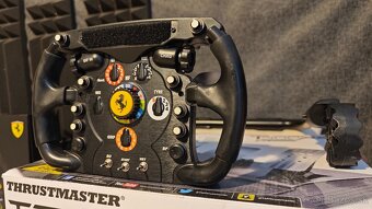 Predám Thrustmaster T300 RS GT + T-LCM PEDALS + Ferrari F1 - 4