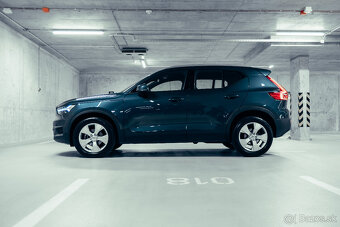 Volvo XC40 T2 Momentum, 2022, len 26 000 km, ako nové, DPH - 4