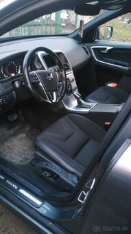Volvo XC 60 - 4