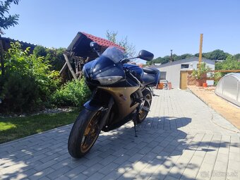 Yamaha r6 - 4