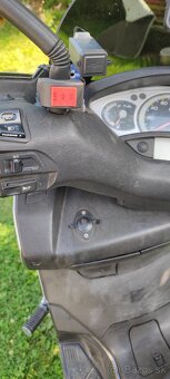 Yamaha Xmax 125 r.2008 - 4