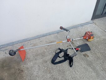 Krovinorez Husqvarna - 4