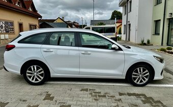 Huindai i30, Kombi, 1.6 CRDi 85 KW - 4