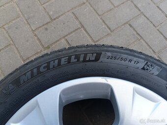 Originál BMW 5x120 a pneu 225/50 R17 - 4