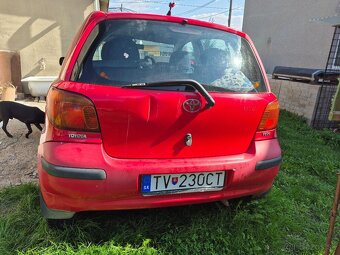 Toyota yaris - 4