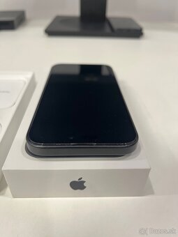 Iphone 15 256GB - 4