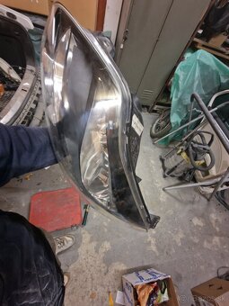 Ford focus 3 svetlá original - 4